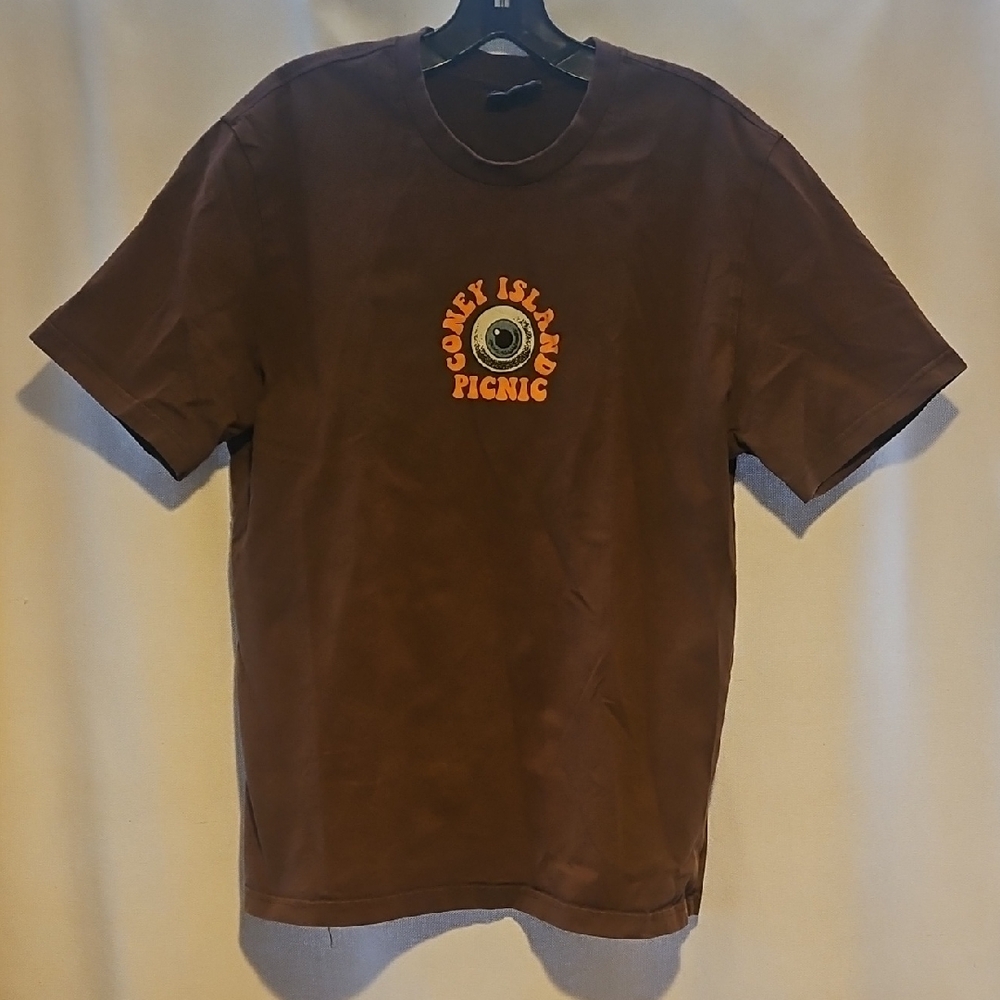 Corey Island Picnic Brown Short Sleeve Tee